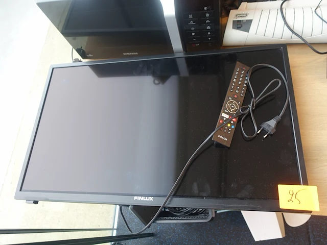 Tv scherm finlux - afbeelding 1 van  3