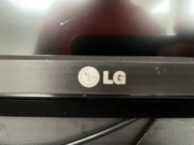 Tv scherm lg - afbeelding 2 van  3