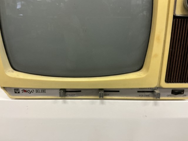 Tv uit de oude doos + antenne - afbeelding 2 van  2