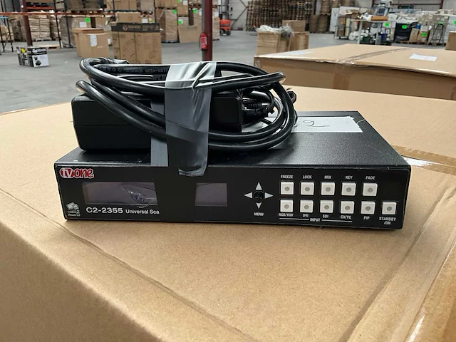 Tvonec2-2355 universal scaler plus - afbeelding 2 van  3
