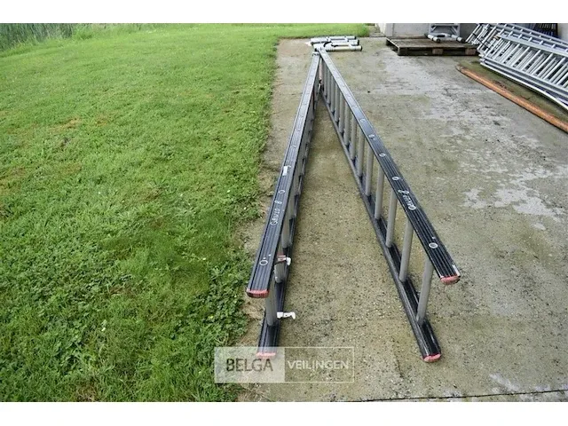 Twee delige alu ladder 2x14 sporten - afbeelding 3 van  4