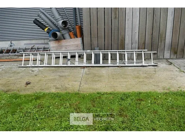 Twee delige alu ladder 2x16 sporten - afbeelding 1 van  4