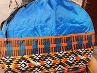 Twee seconden tent - afbeelding 2 van  2