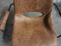 Twee stoelen - afbeelding 3 van  4