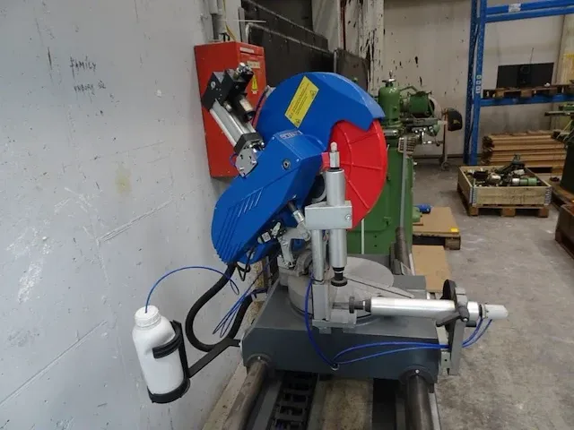 Tweekopszaagmachine metallkraft - afbeelding 13 van  15