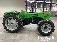 Tweewielaangedreven landbouwtractor - afbeelding 8 van  13