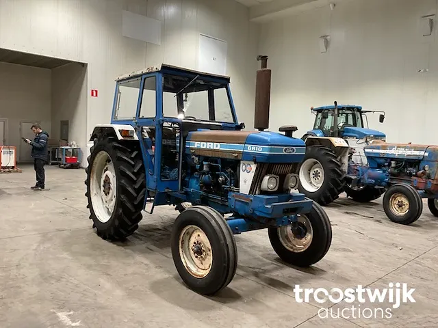 Tweewielaangedreven landbouwtractor - afbeelding 3 van  10
