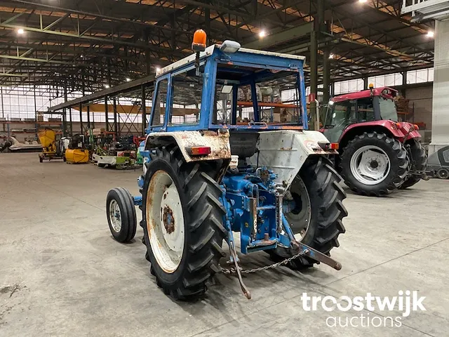 Tweewielaangedreven landbouwtractor - afbeelding 5 van  10