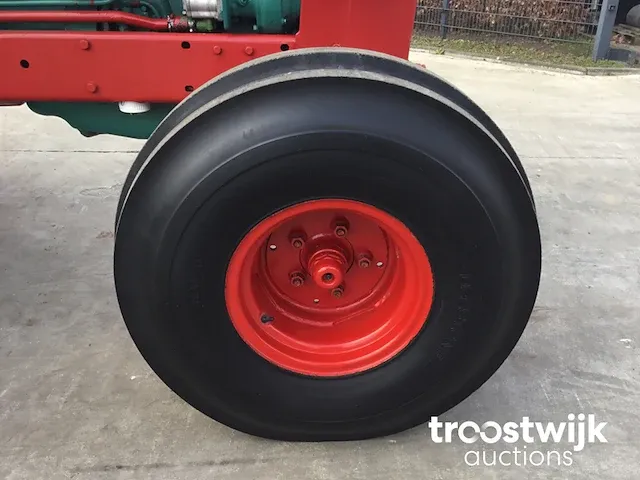 Tweewielaangedreven landbouwtractor - afbeelding 14 van  33