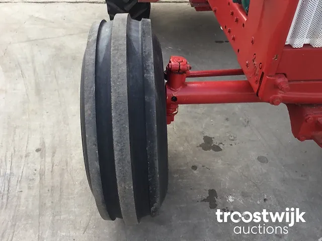 Tweewielaangedreven landbouwtractor - afbeelding 15 van  33