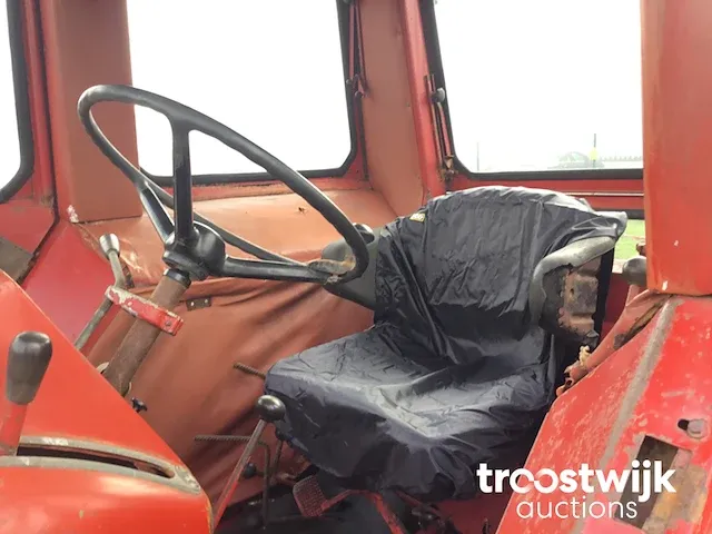 Tweewielaangedreven landbouwtractor - afbeelding 17 van  33
