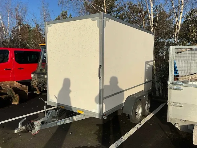 Twins gesloten aanhangwagen - afbeelding 1 van  15