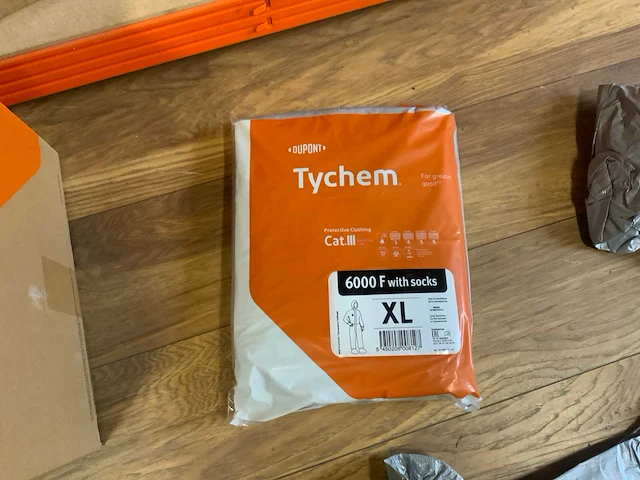 Tychem xl 6000f beschermkledij (18x) - afbeelding 4 van  6