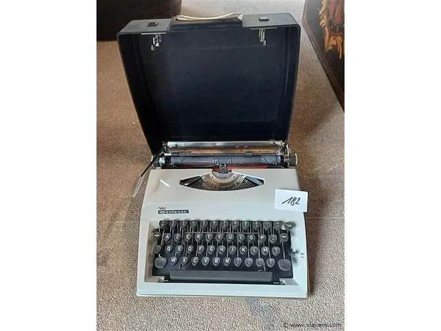 Typemachine - afbeelding 1 van  2