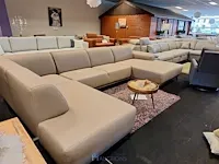 U salon - afbeelding 2 van  3