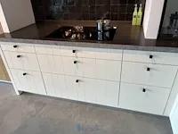 U-vormige houten keuken - afbeelding 10 van  28