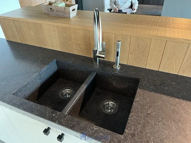 U-vormige houten keuken - afbeelding 26 van  28
