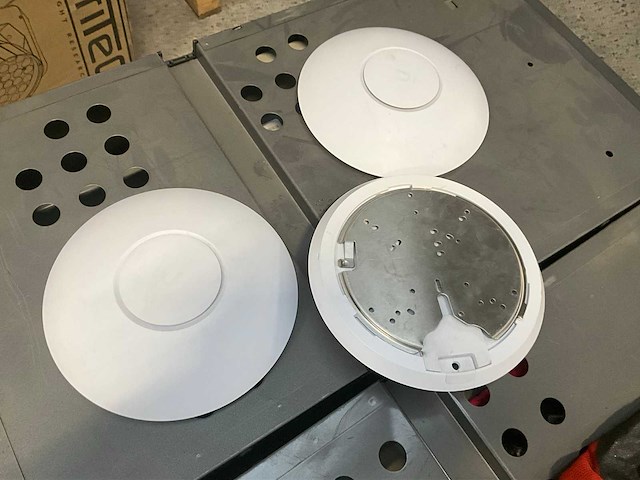 Ubiquiti unifi 6 wifi access point (3x) - afbeelding 3 van  3