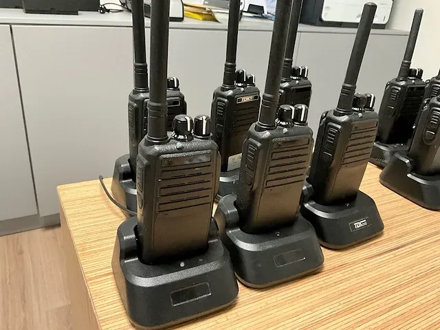 Uhf walkie-talkie ( 6x ) - afbeelding 2 van  2