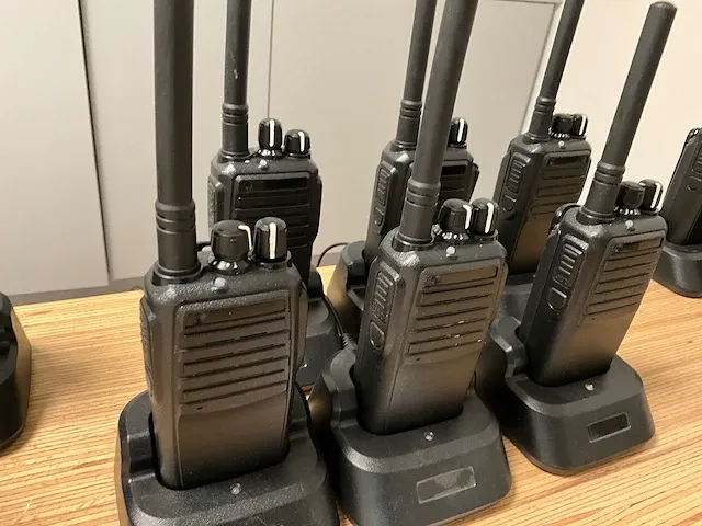 Uhf walkie-talkie ( 6x ) - afbeelding 2 van  2