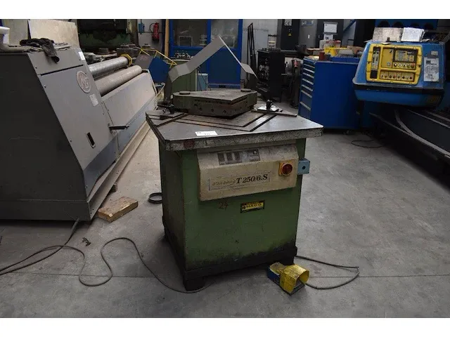 Uithoekmachine euromac t250/6.s - afbeelding 1 van  1