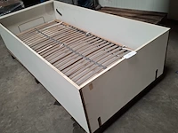Uitklappaar bed - afbeelding 1 van  2