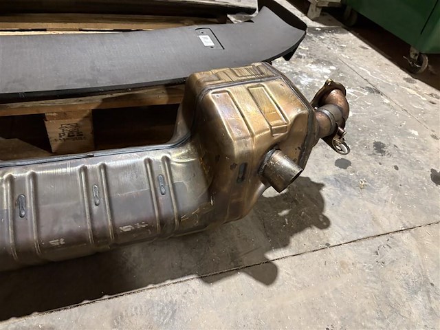 Uitlaat porsche - afbeelding 3 van  5