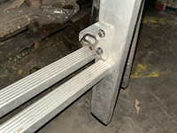 Uitschuifbare ladder dirks - afbeelding 4 van  4