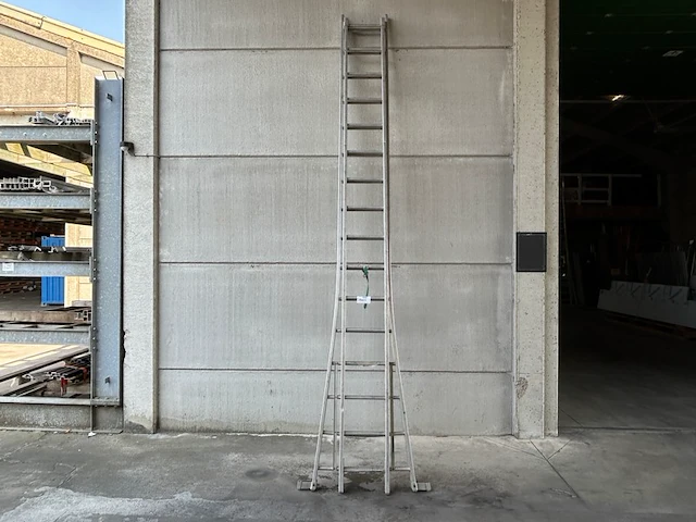 Uitschuifbare ladder meno - afbeelding 1 van  5