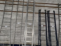 Uitschuifbare ladder solide