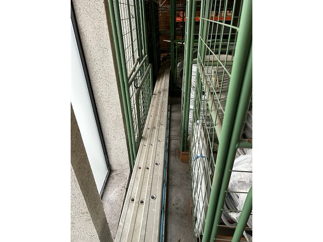 Uitschuifbare ladder vdm - afbeelding 1 van  4