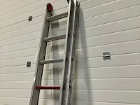 Uitschuifbare ladder - afbeelding 2 van  3