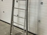 Uitschuifbare ladder - afbeelding 3 van  3