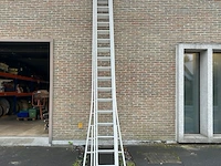 Uitschuifbare ladder - afbeelding 1 van  5