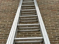 Uitschuifbare ladder - afbeelding 2 van  5