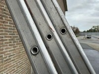 Uitschuifbare ladder - afbeelding 3 van  4