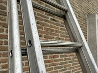 Uitschuifbare ladder - afbeelding 3 van  4