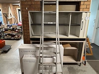 Uitschuifbare ladder - afbeelding 1 van  4