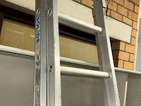 Uitschuifbare ladder - afbeelding 2 van  4