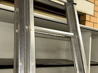 Uitschuifbare ladder - afbeelding 2 van  4