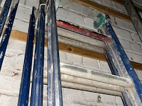 Uitschuifbare ladder - afbeelding 2 van  4