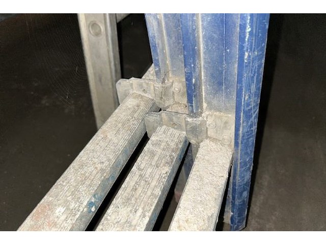 Uitschuifbare ladder - afbeelding 4 van  4