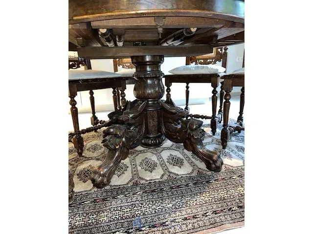 Uitschuifbare ovalen jachttafel met 5 stoelen - afbeelding 6 van  11