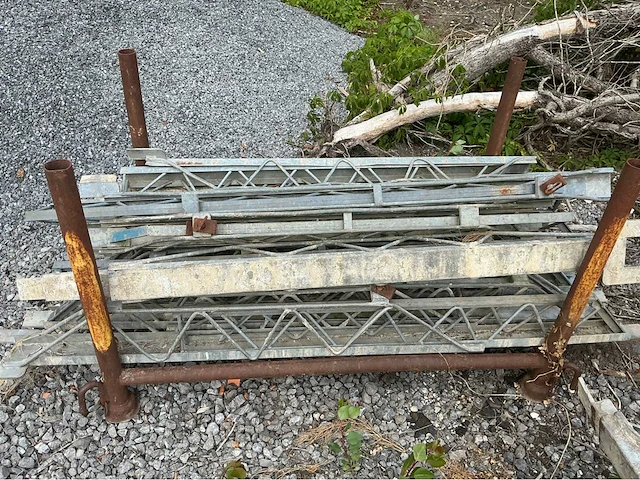 Uitschuifbare steiger (27x) - afbeelding 2 van  4