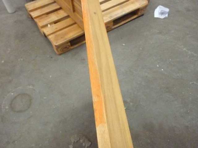 Uitschuifbare tuintafel in fsc teak - licht hout (8 tot 10 zitplaatsen) - afbeelding 24 van  32