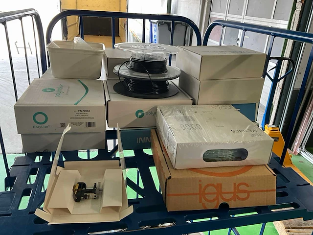 Ultimaker 3 3d printer - afbeelding 2 van  6