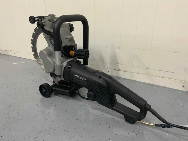 Ultra force equipment - ac7400 - betonzaag - afbeelding 18 van  23