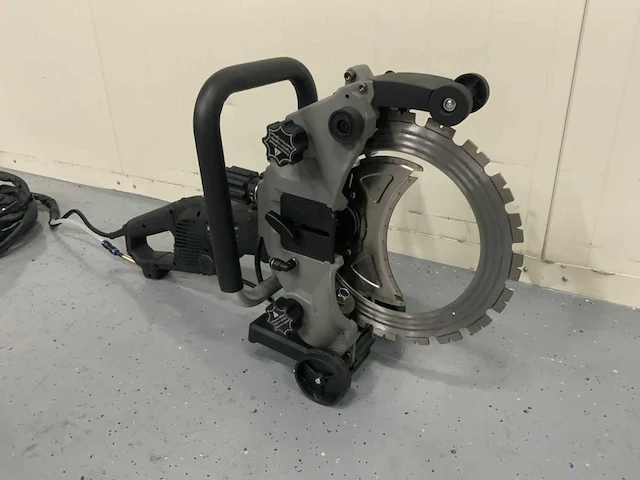 Ultra force equipment - ac7400 - betonzaag - afbeelding 19 van  23