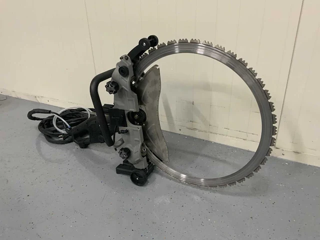 Ultra force equipment - ac8600 - betonzaag - afbeelding 11 van  15