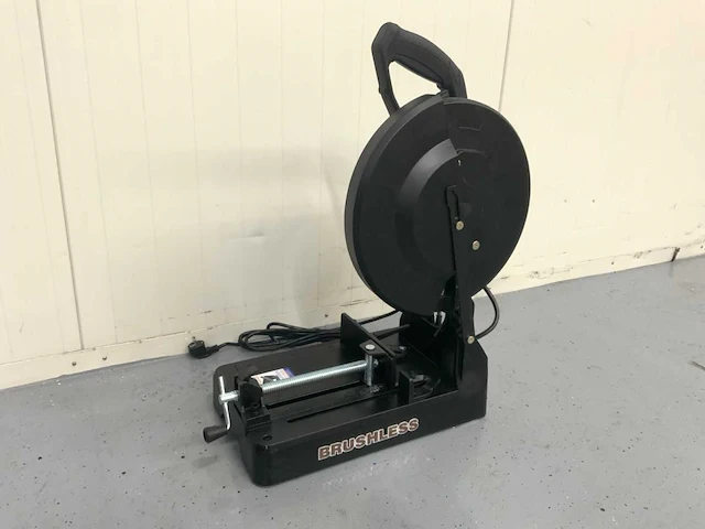 Ultra force equipment - ac966 - cirkelzaagmachine metaal - afbeelding 1 van  22